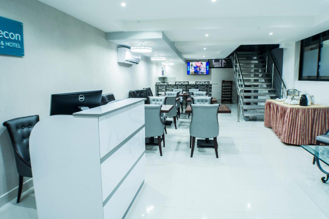 Malecon Premium Rooms & Hotel Санто Доминго Екстериор снимка