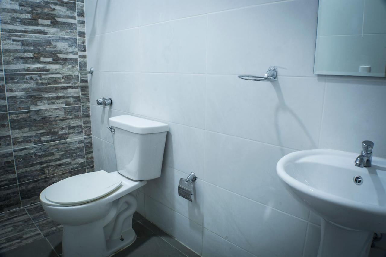Malecon Premium Rooms & Hotel Санто Доминго Екстериор снимка