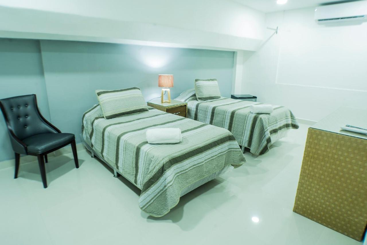 Malecon Premium Rooms & Hotel Санто Доминго Екстериор снимка